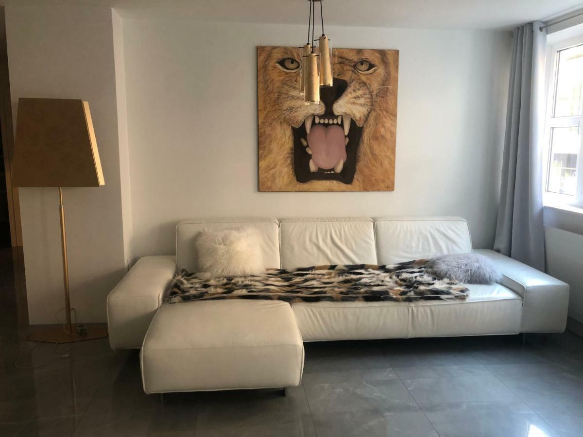 Luxurious 2 Bedroom Apartment Old City ميونيخ المظهر الخارجي الصورة