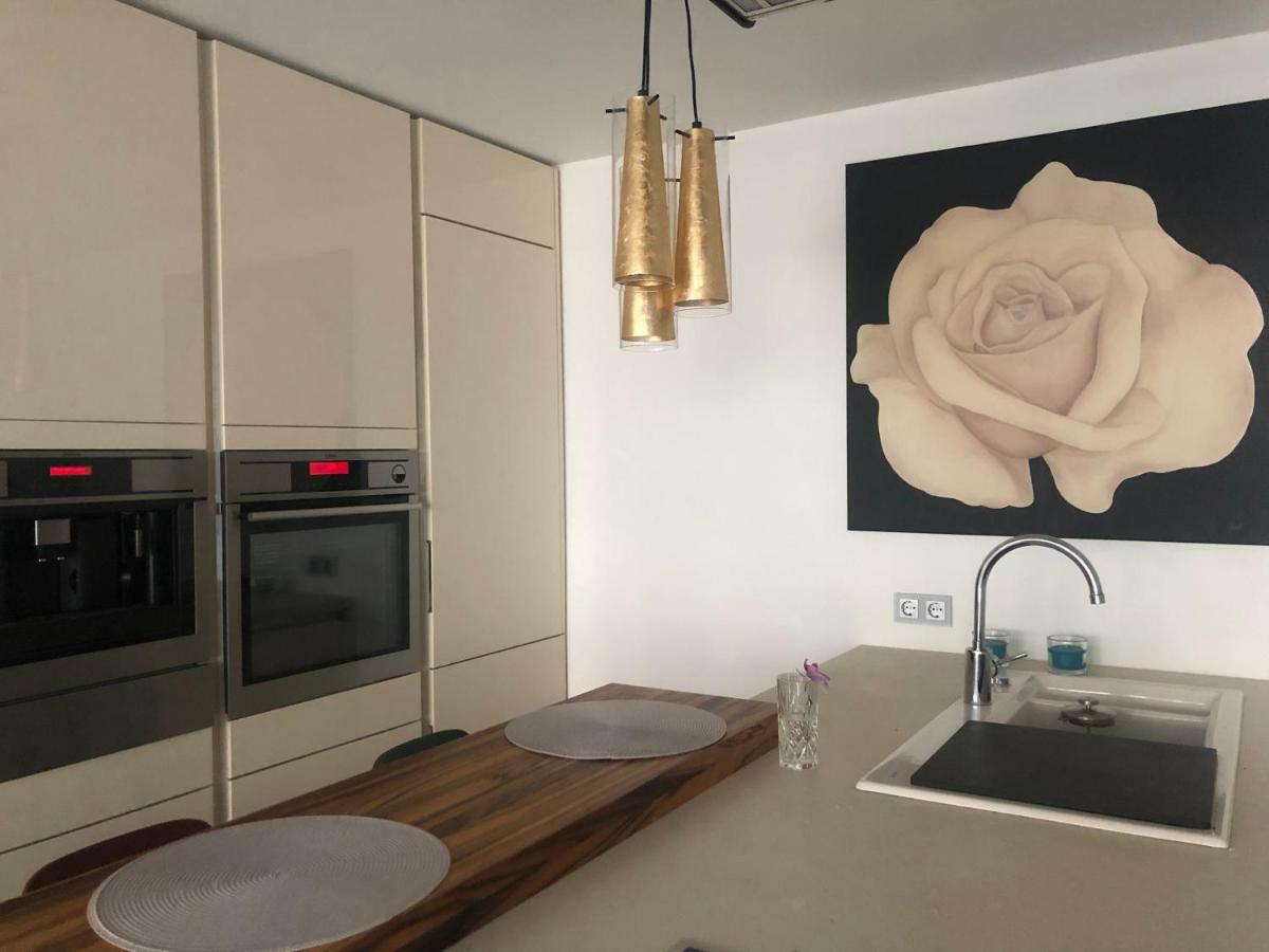 Luxurious 2 Bedroom Apartment Old City ميونيخ المظهر الخارجي الصورة