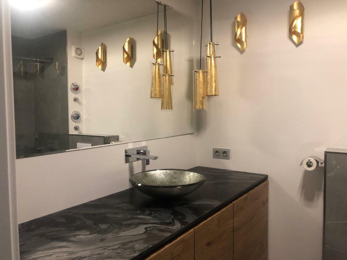 Luxurious 2 Bedroom Apartment Old City ميونيخ المظهر الخارجي الصورة